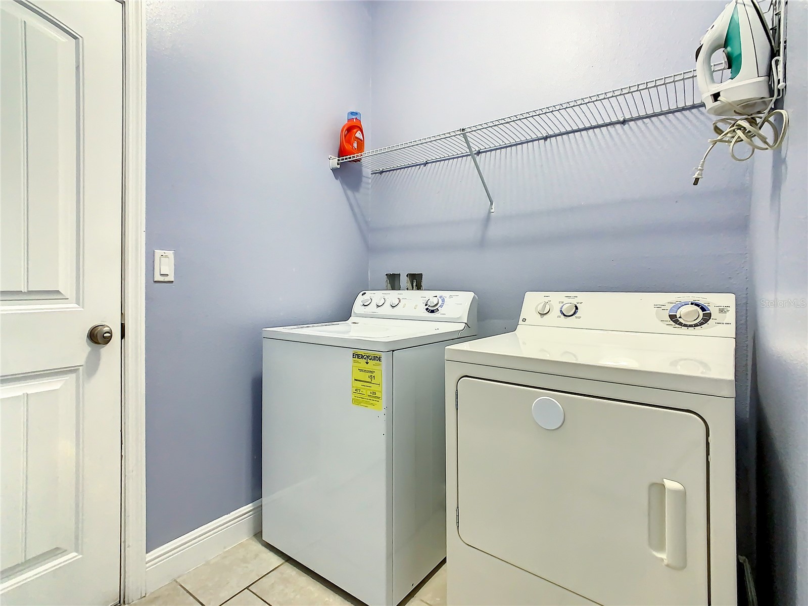 Slide show image of the Orlando Florida Home for Sale 43