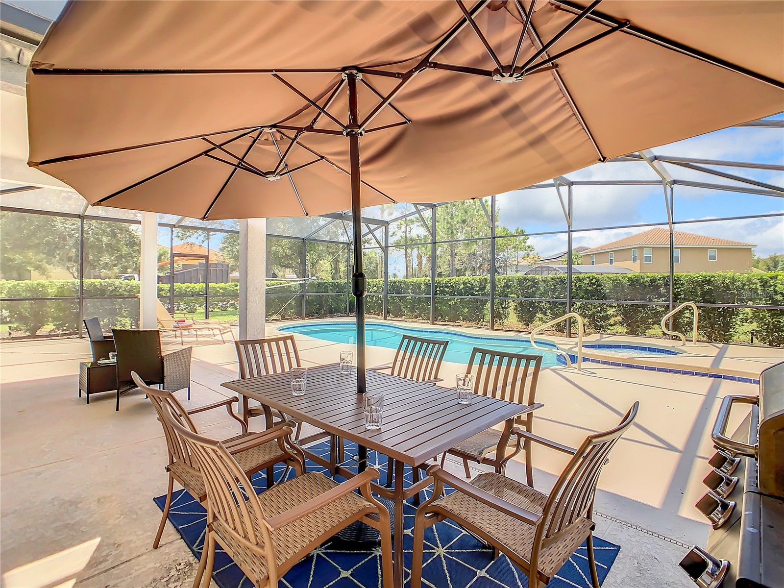 Slide show image of the Orlando Florida Home for Sale 47