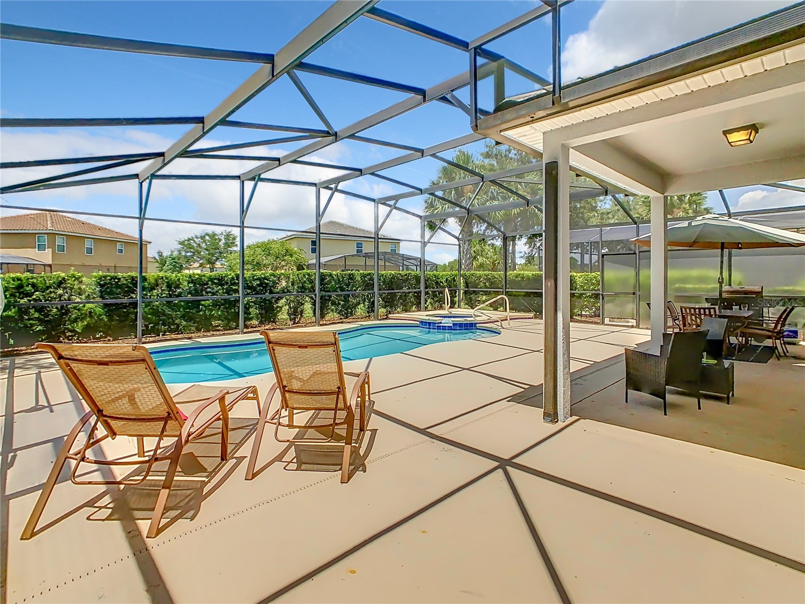 Slide show image of the Orlando Florida Home for Sale 49