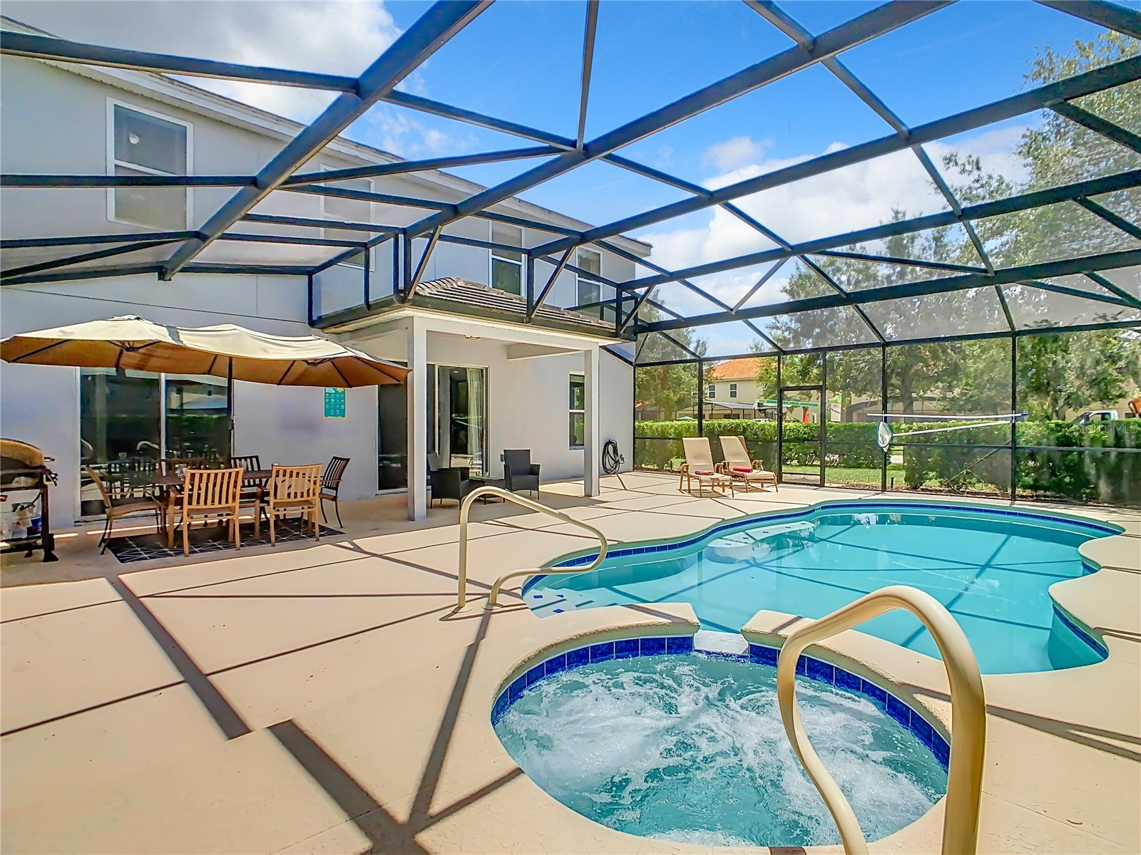 Slide show image of the Orlando Florida Home for Sale 53