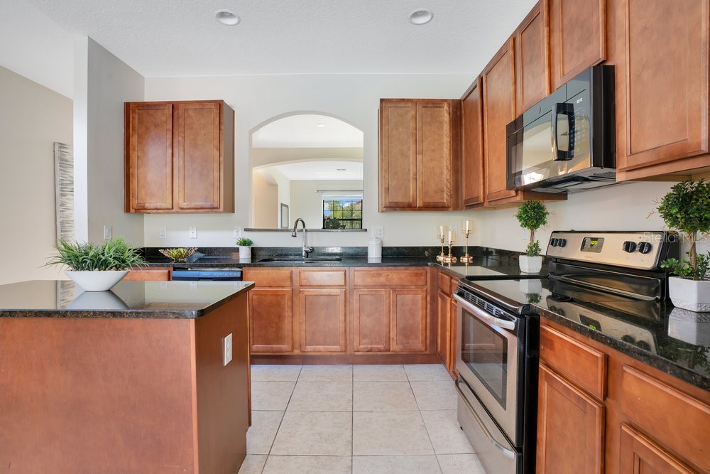 Slide show image of the Orlando Florida Home for Sale 08