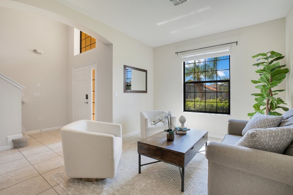 Slide show image of the Orlando Florida Home for Sale 17