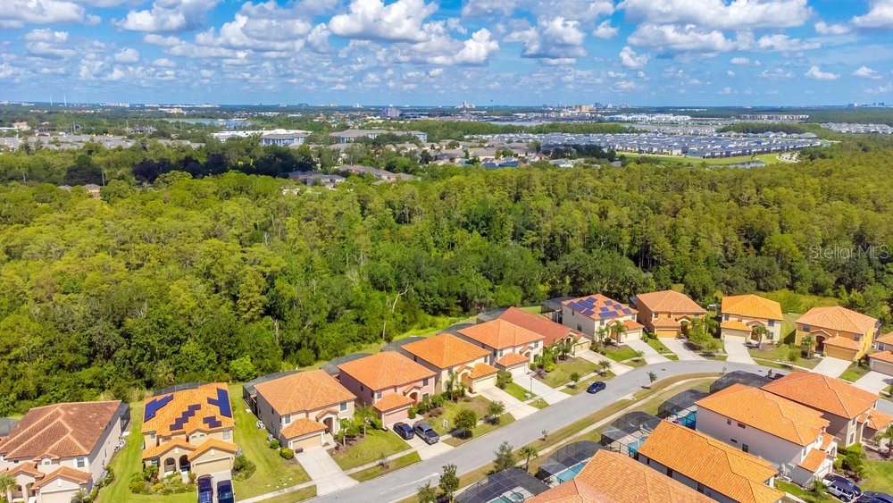 Slide show image of the Orlando Florida Home for Sale 42