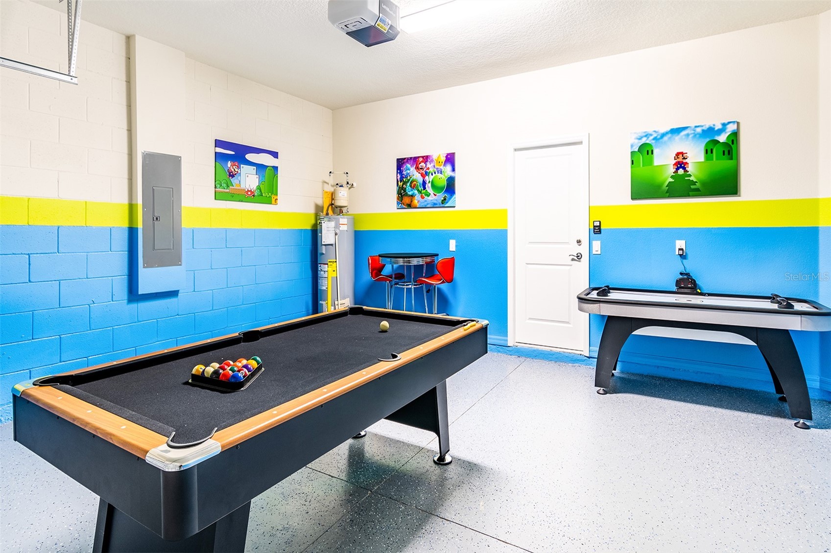 Slide show image of the Orlando Florida Home for Sale 24