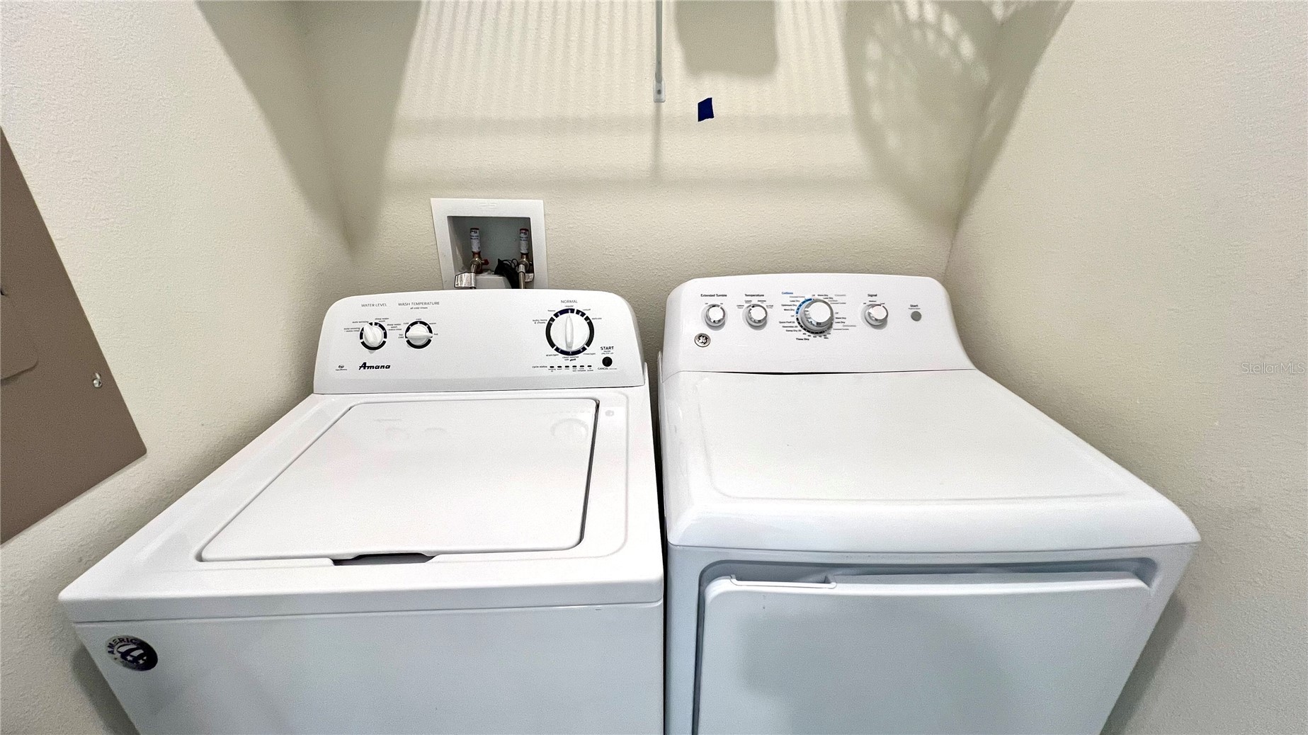 Slide show image of the Orlando Florida Home for Sale 23