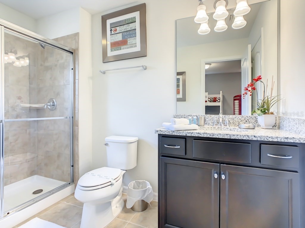 Slide show image of the Orlando Florida Home for Sale 16