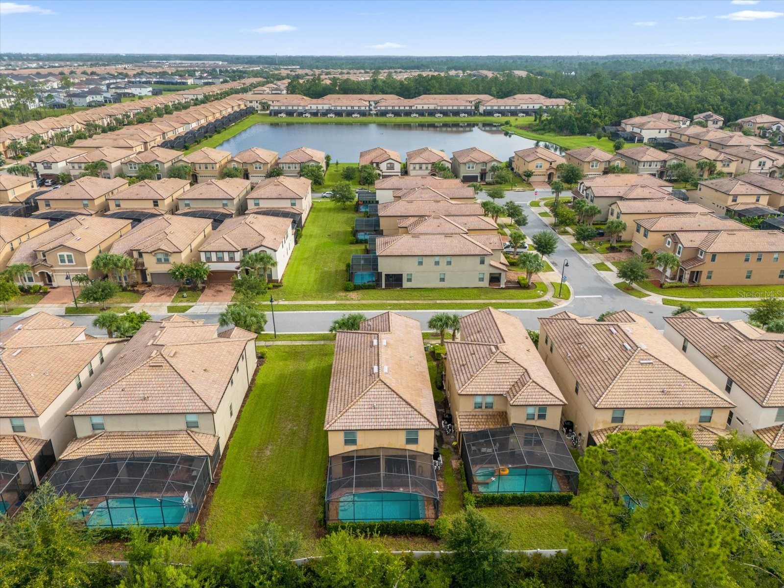 Slide show image of the Orlando Florida Home for Sale 02