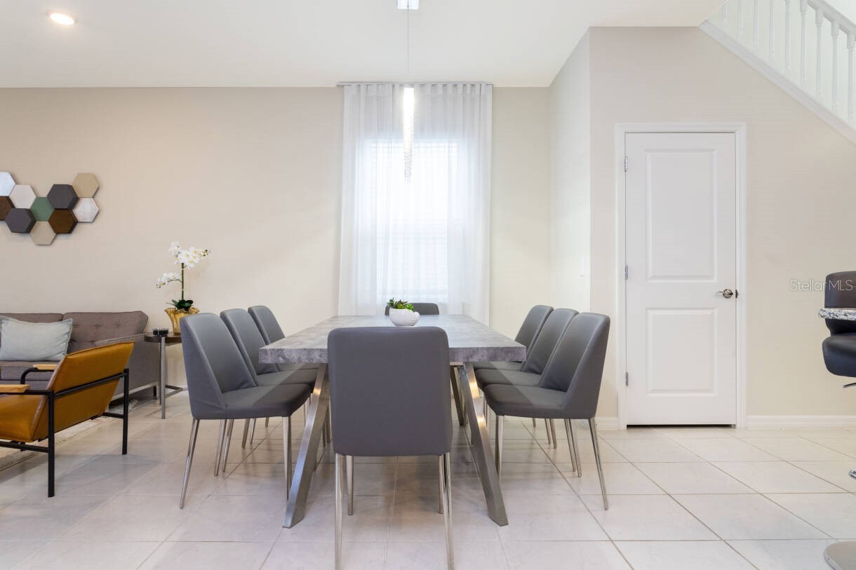 Slide show image of the Orlando Florida Home for Sale 14