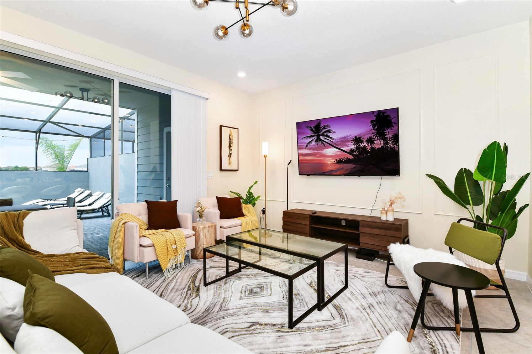 Slide show image of the Orlando Florida Home for Sale 04