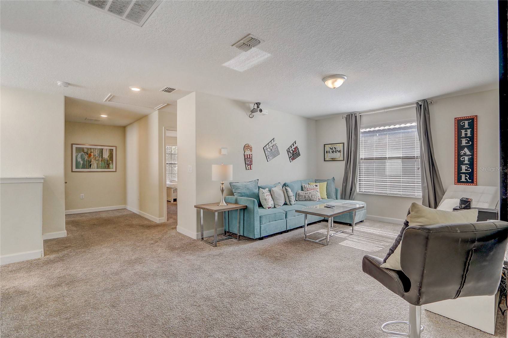 Slide show image of the Orlando Florida Home for Sale 20