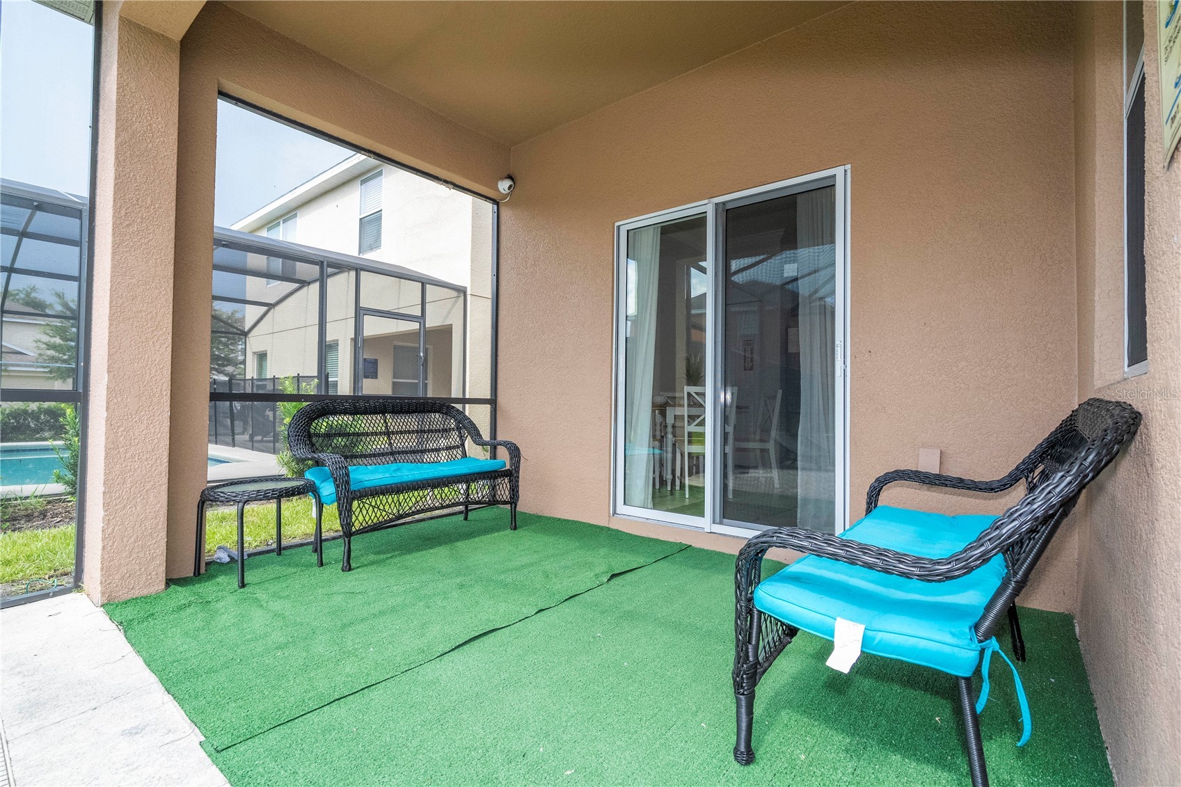 Slide show image of the Orlando Florida Home for Sale 45