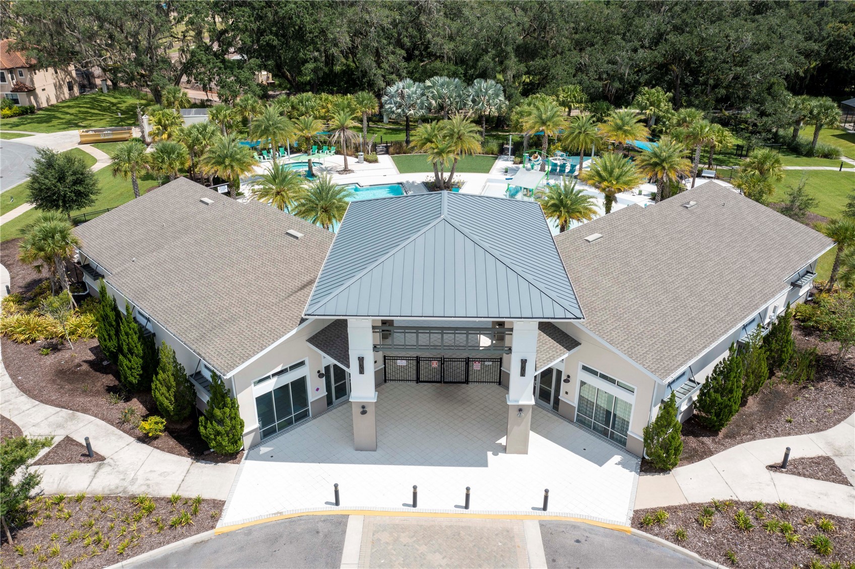 Slide show image of the Orlando Florida Home for Sale 57