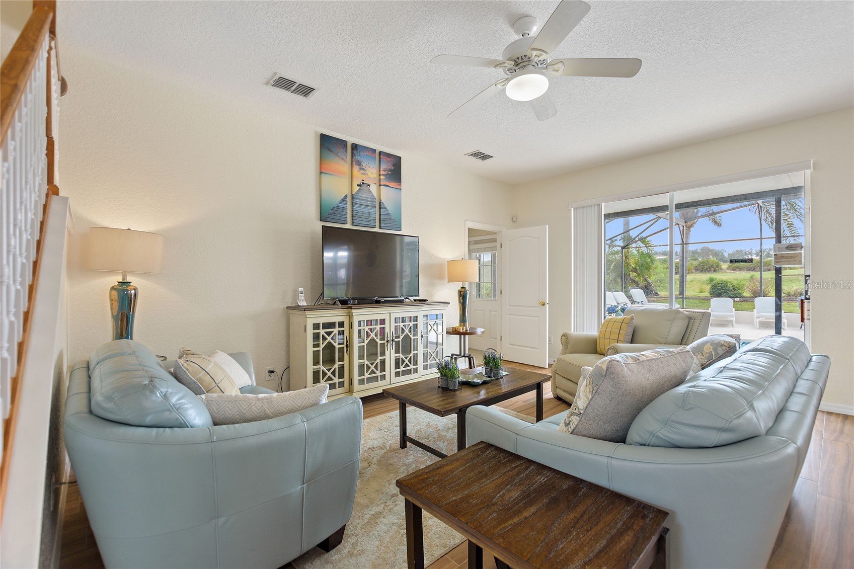 Slide show image of the Orlando Florida Home for Sale 13