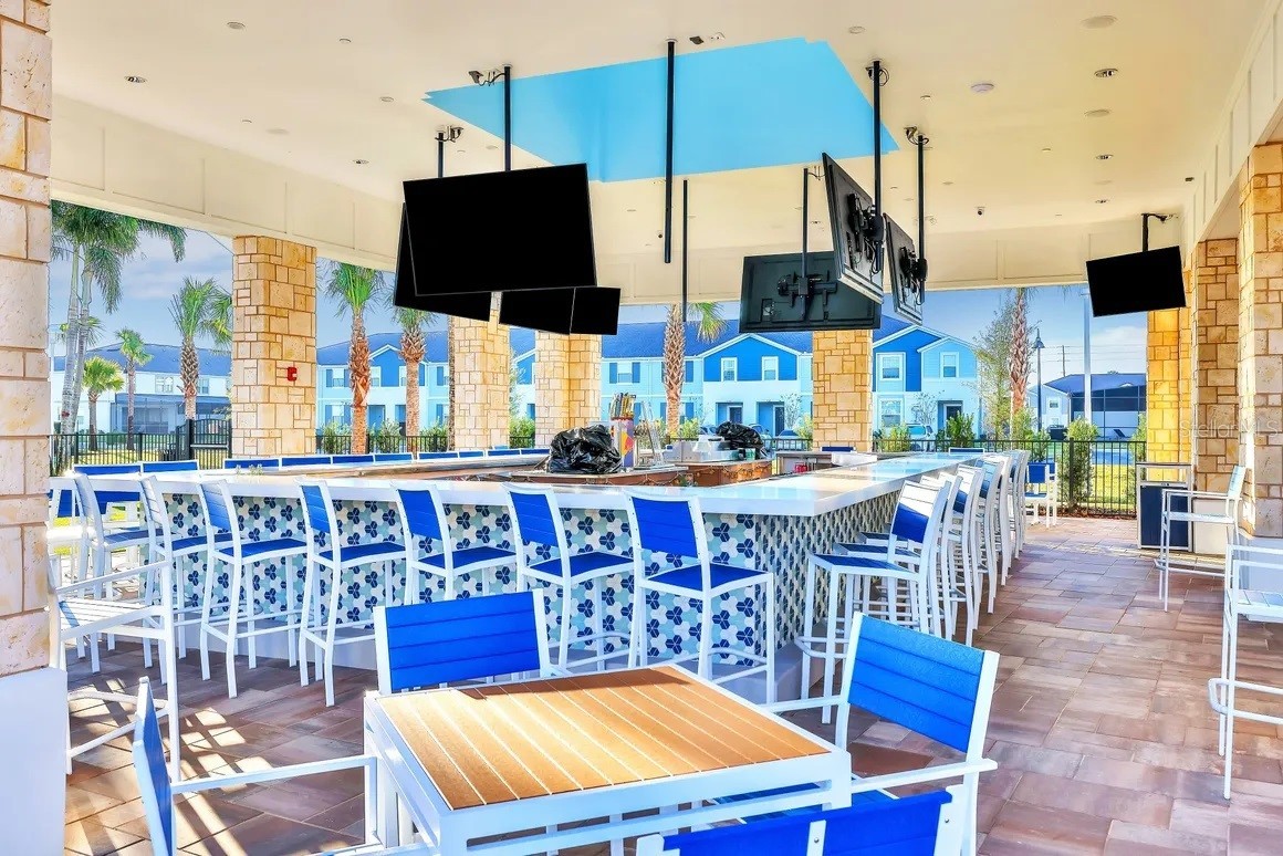 Slide show image of the Orlando Florida Home for Sale 65