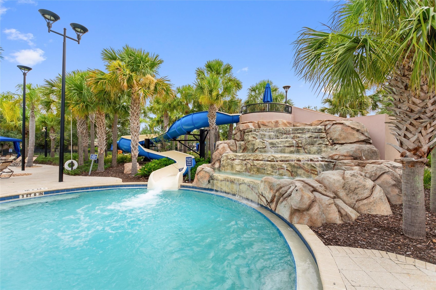 Slide show image of the Orlando Florida Home for Sale 47