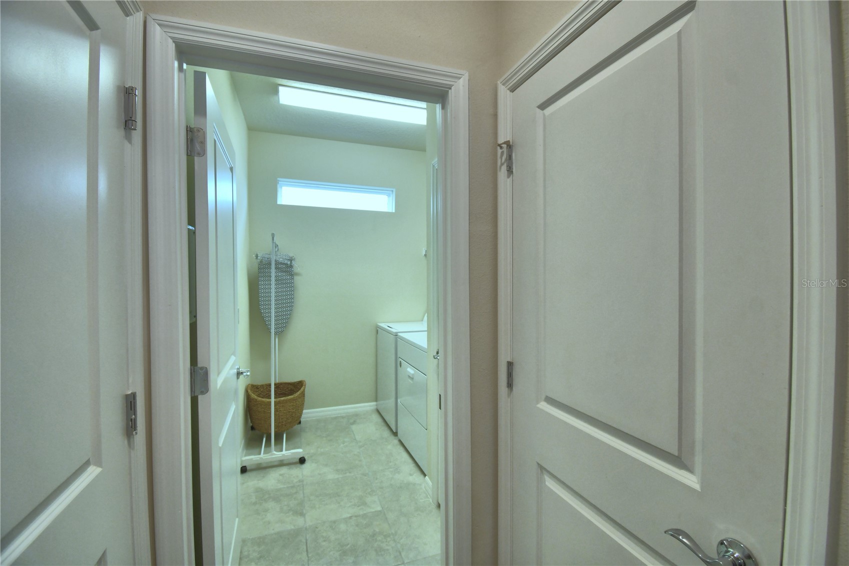 Slide show image of the Orlando Florida Home for Sale 05