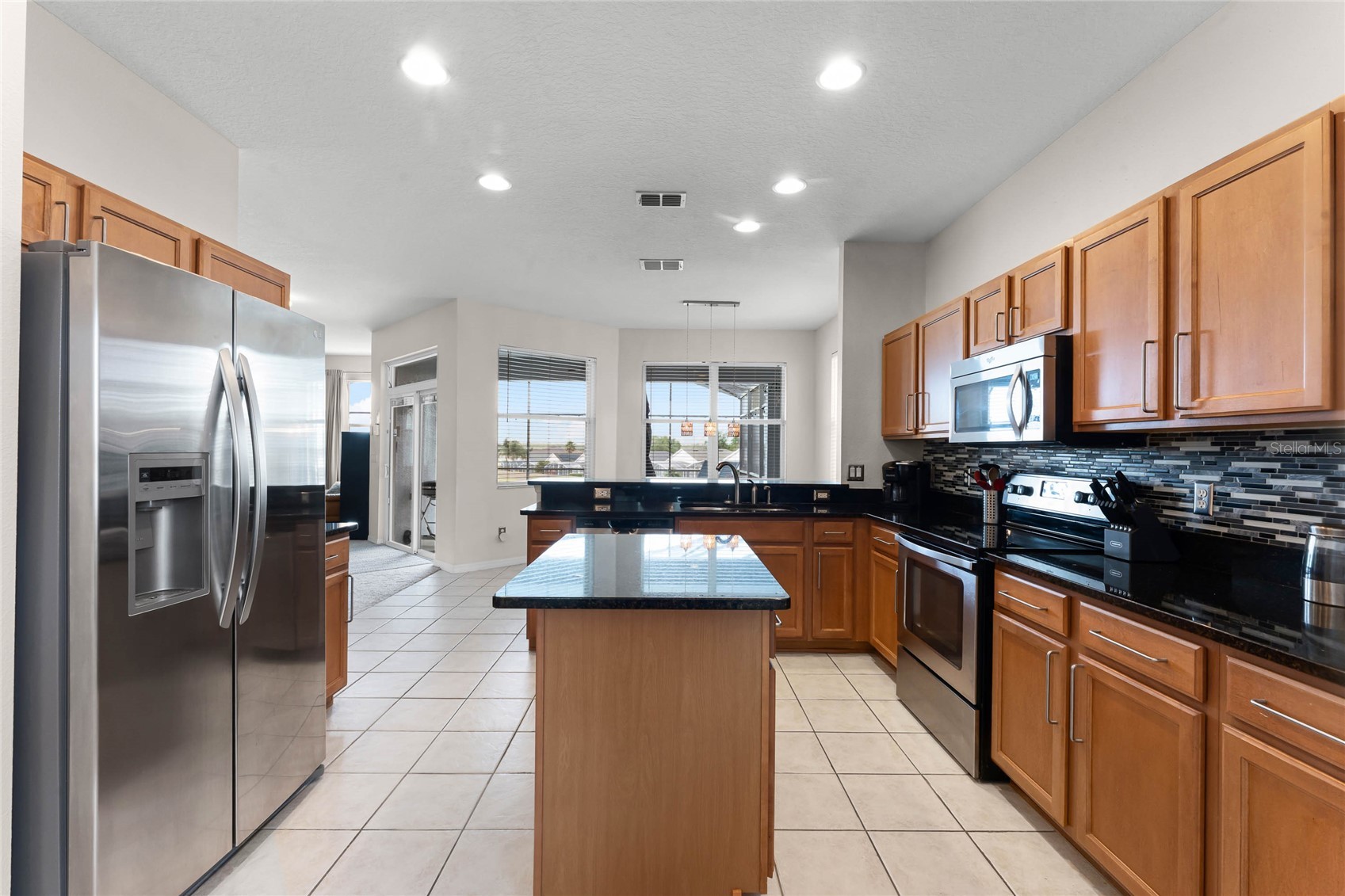 Slide show image of the Orlando Florida Home for Sale 13