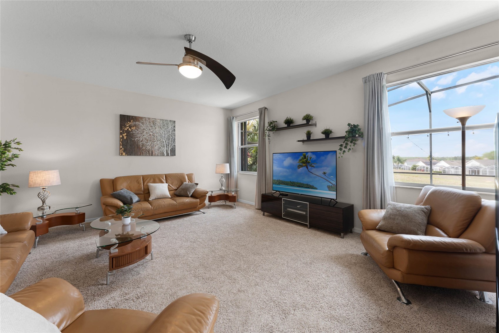 Slide show image of the Orlando Florida Home for Sale 16