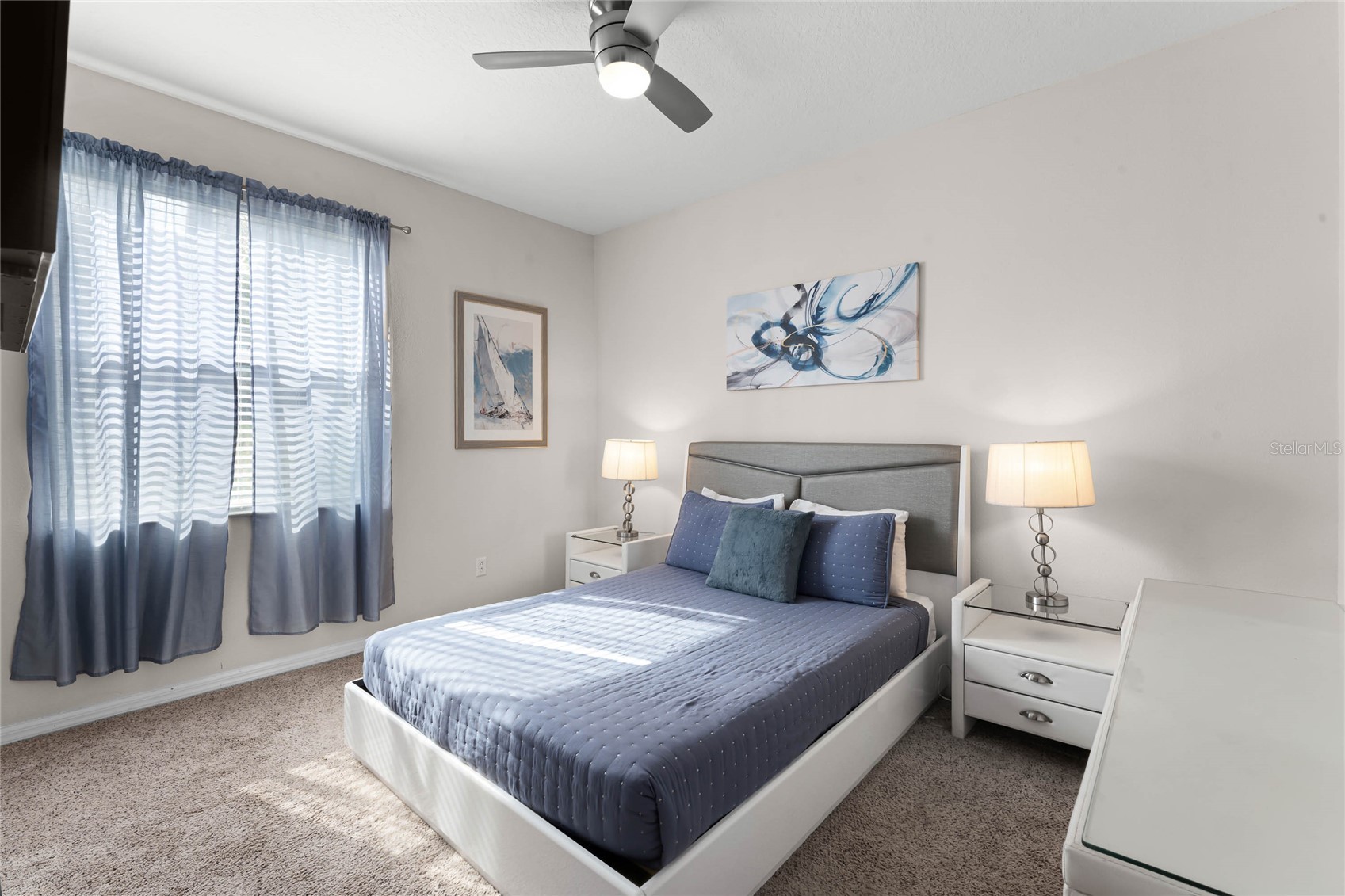 Slide show image of the Orlando Florida Home for Sale 30