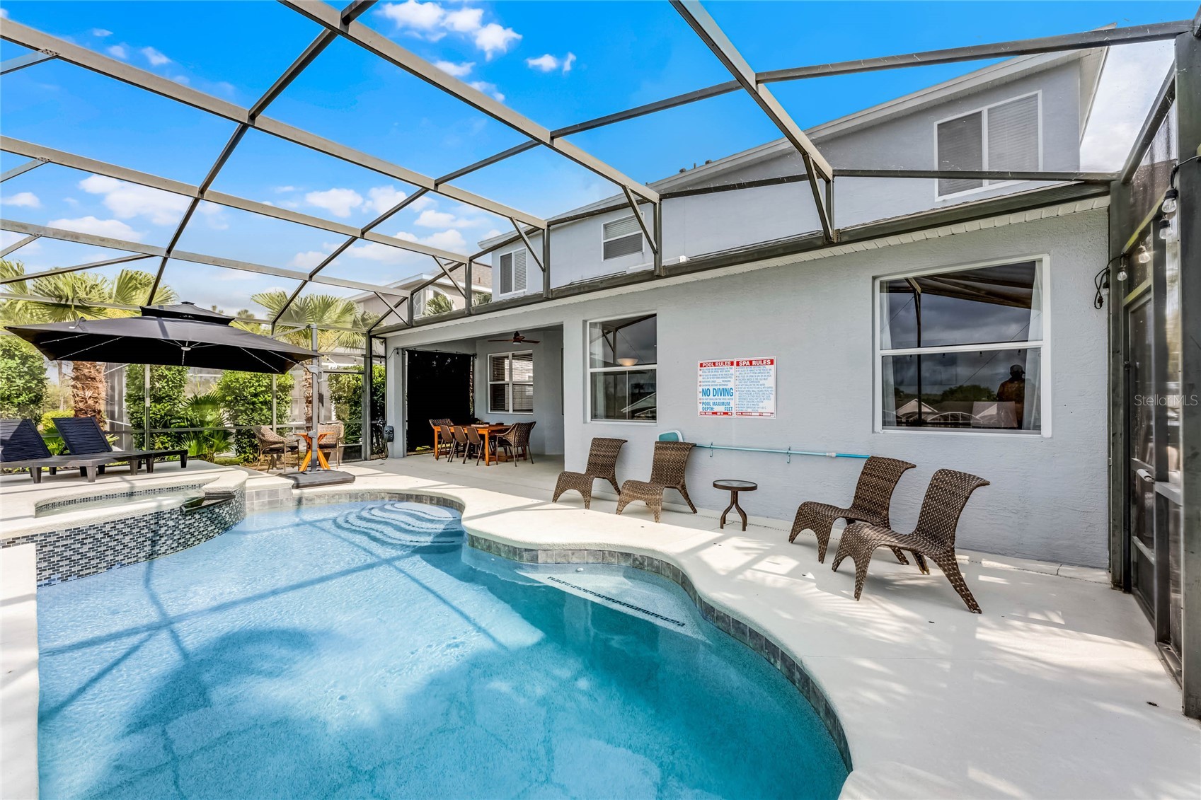 Slide show image of the Orlando Florida Home for Sale 35