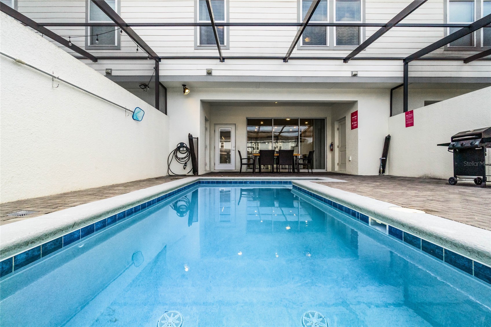 Slide show image of the Orlando Florida Home for Sale 22