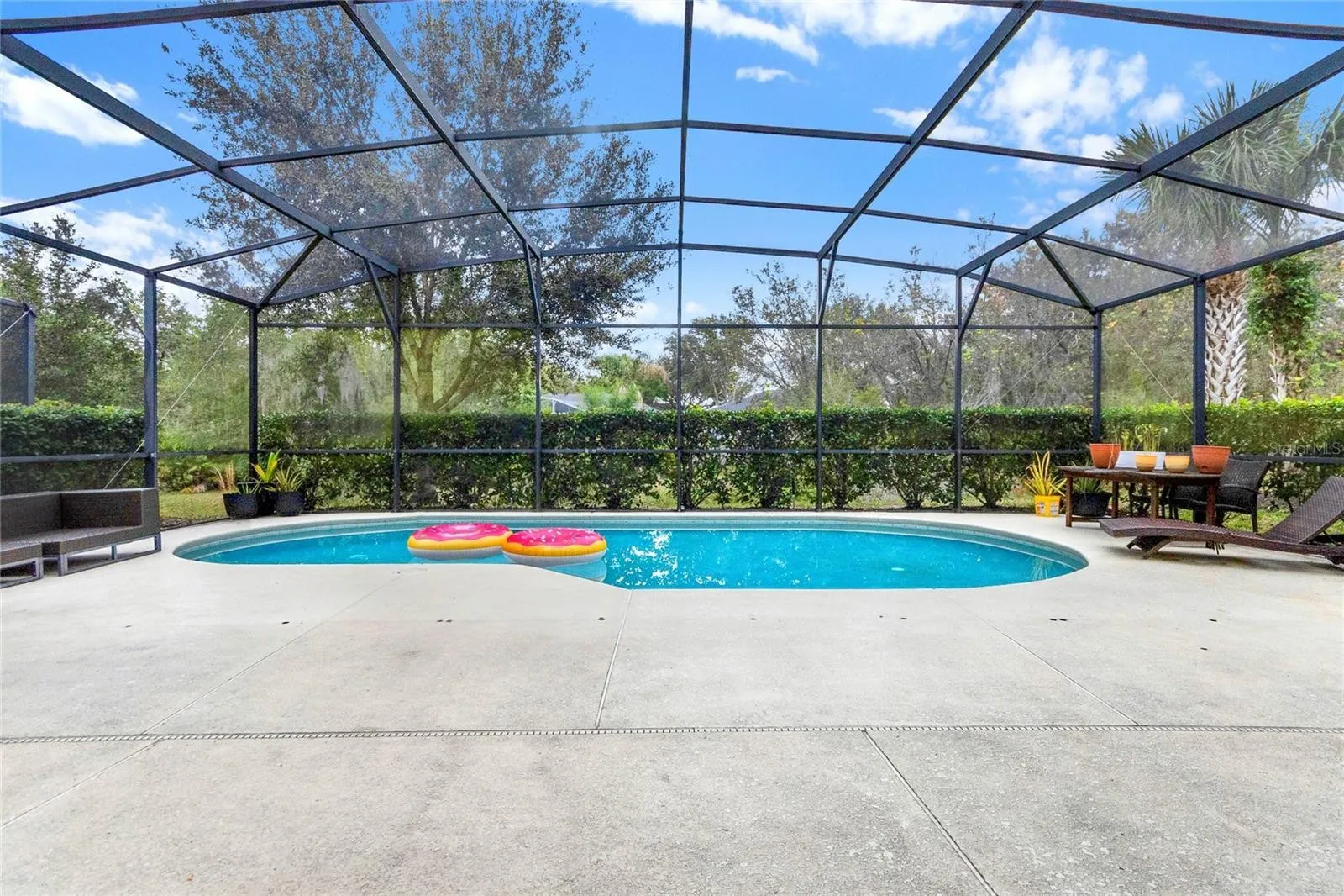 Slide show image of the Orlando Florida Home for Sale 27