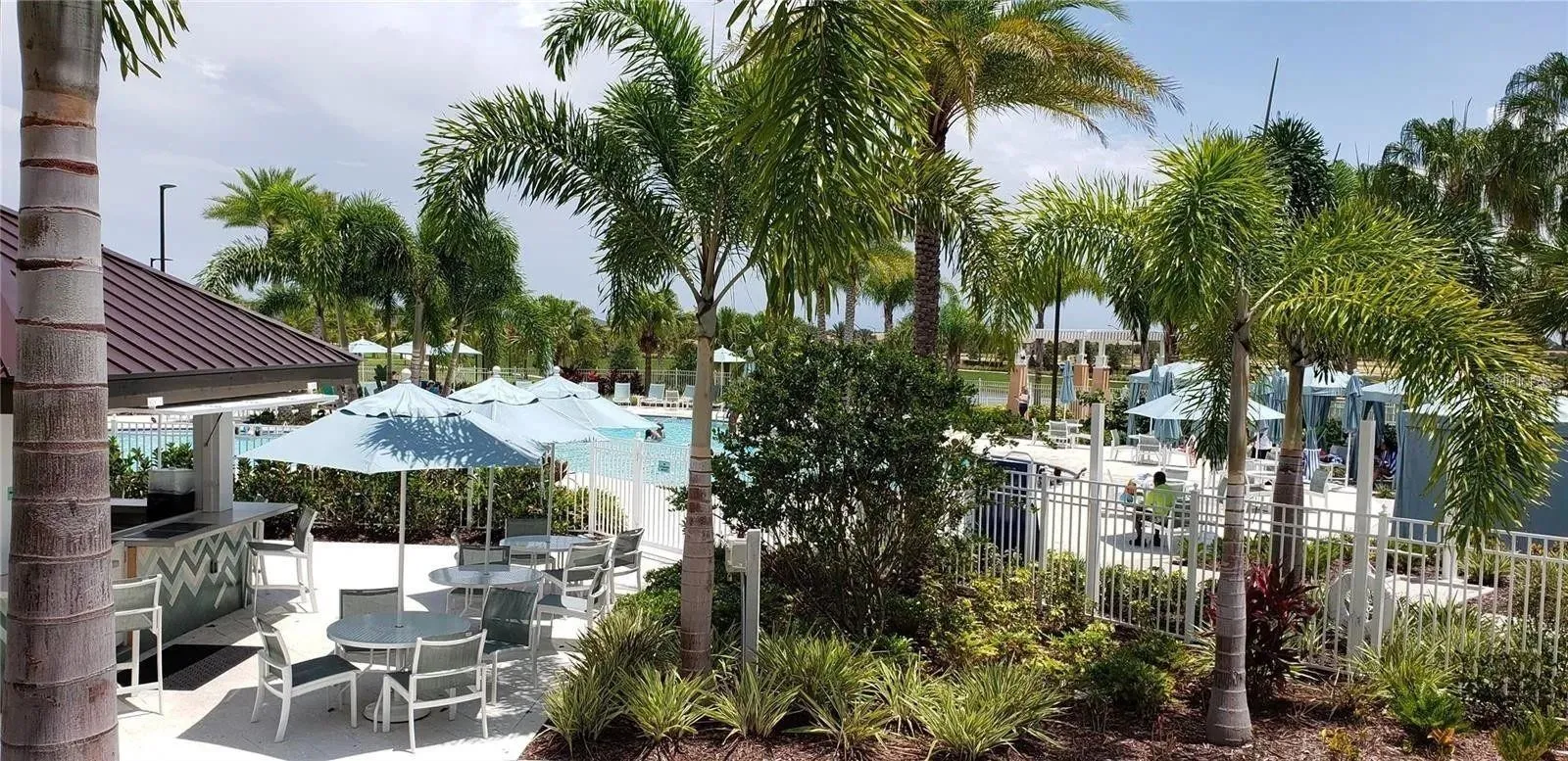 Slide show image of the Orlando Florida Home for Sale 47