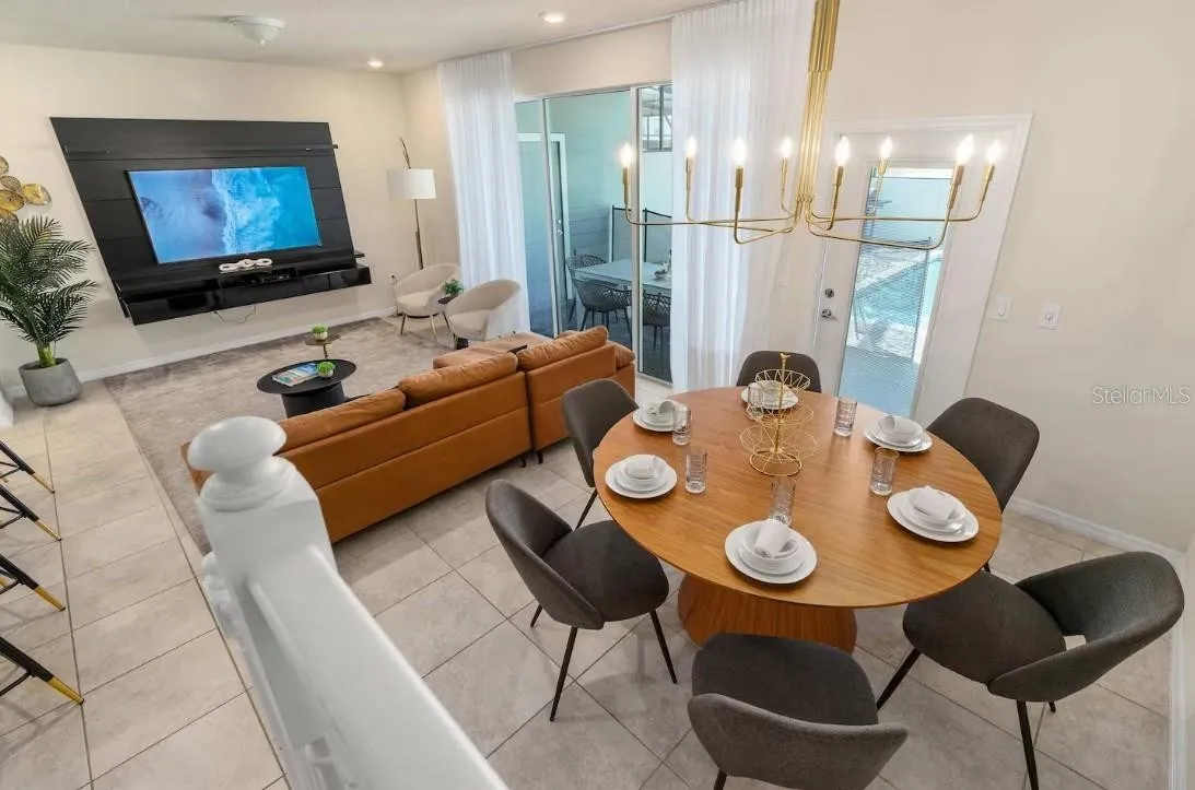 Slide show image of the Orlando Florida Home for Sale 12