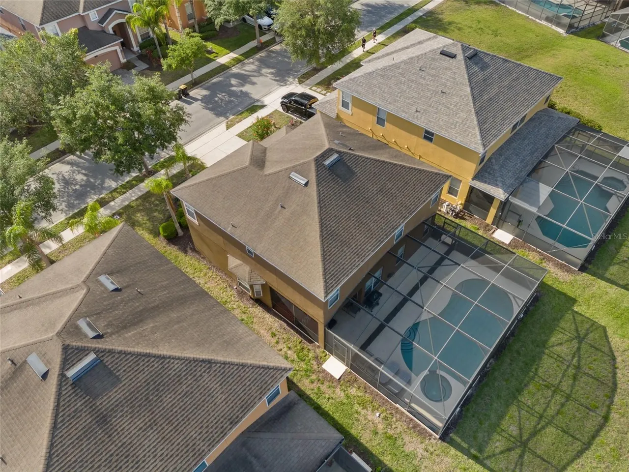 Slide show image of the Orlando Florida Home for Sale 40