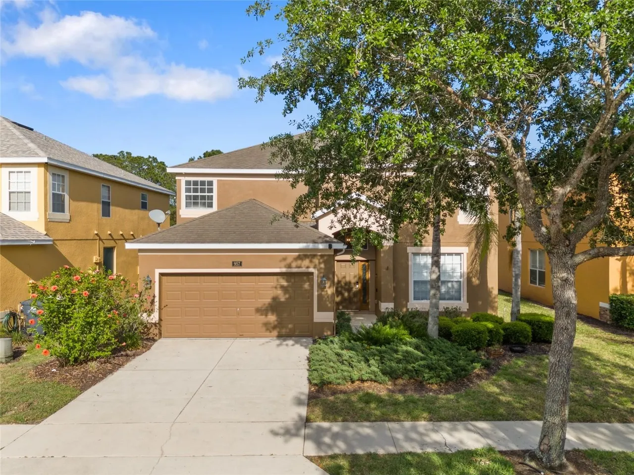 Slide show image of the Orlando Florida Home for Sale 47