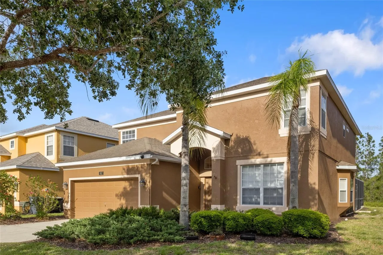 Slide show image of the Orlando Florida Home for Sale 50