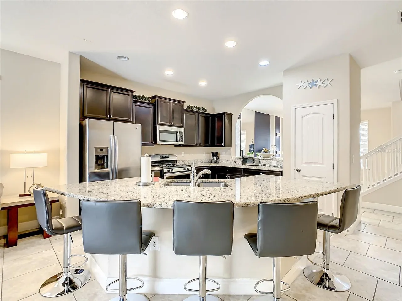 Slide show image of the Orlando Florida Home for Sale 16