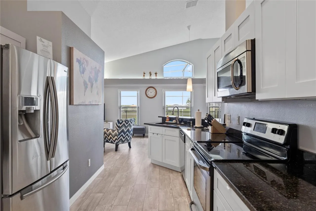 Slide show image of the Orlando Florida Home for Sale 07