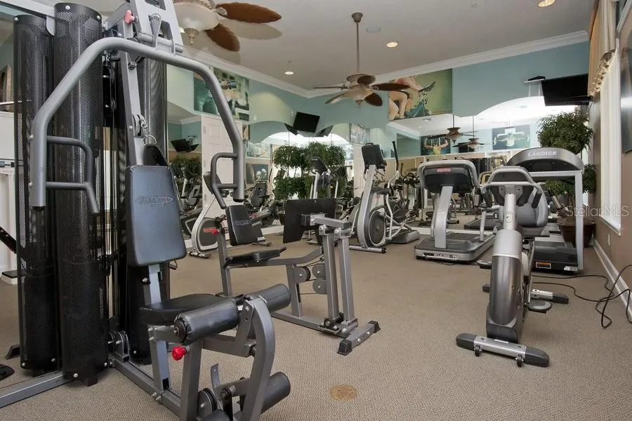 Slide show image of the Orlando Florida Home for Sale 47