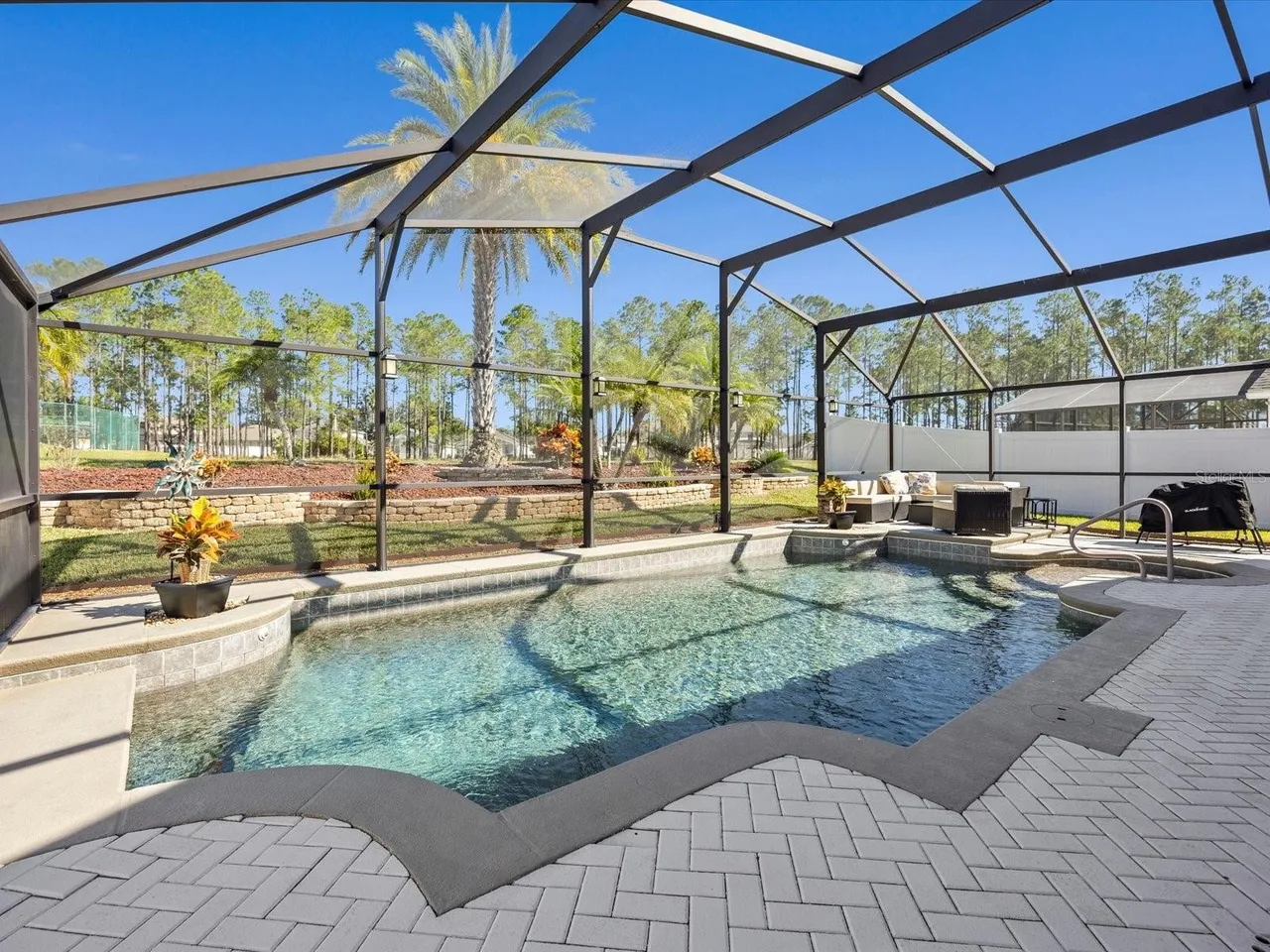 Slide show image of the Orlando Florida Home for Sale 02