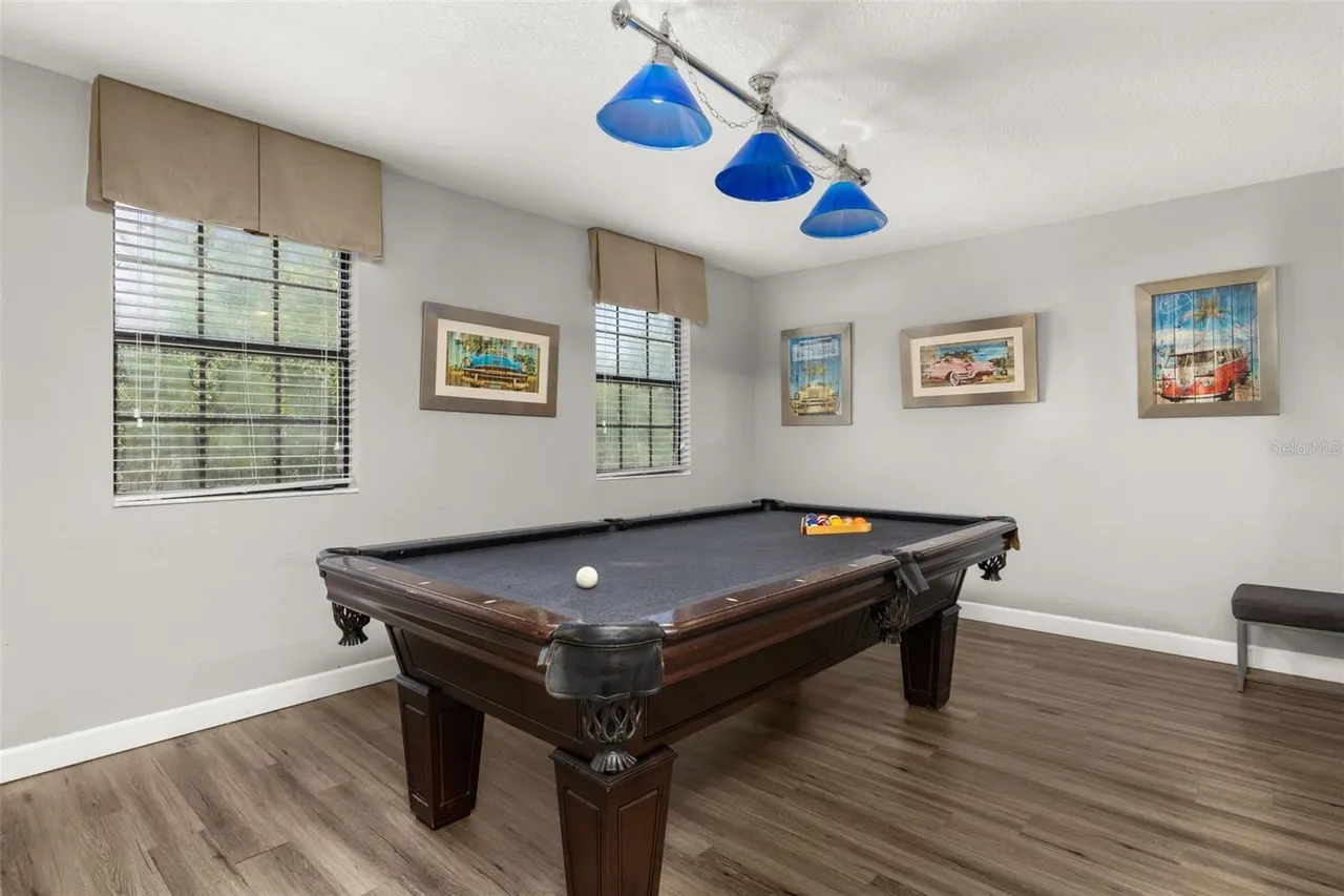 Slide show image of the Orlando Florida Home for Sale 22