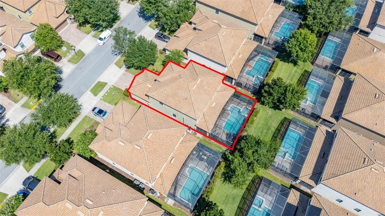 Slide show image of the Orlando Florida Home for Sale 59