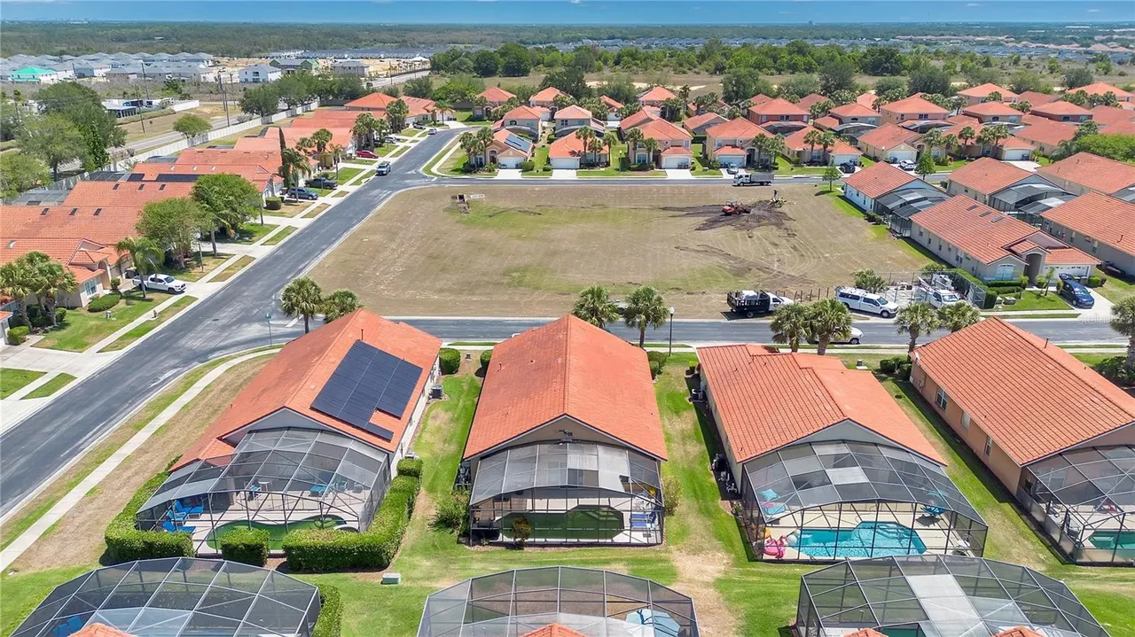 Slide show image of the Orlando Florida Home for Sale 15