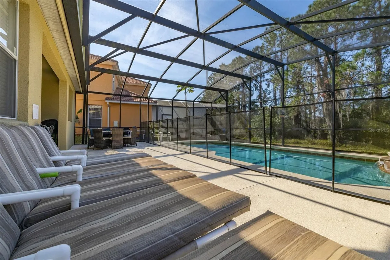 Slide show image of the Orlando Florida Home for Sale 08