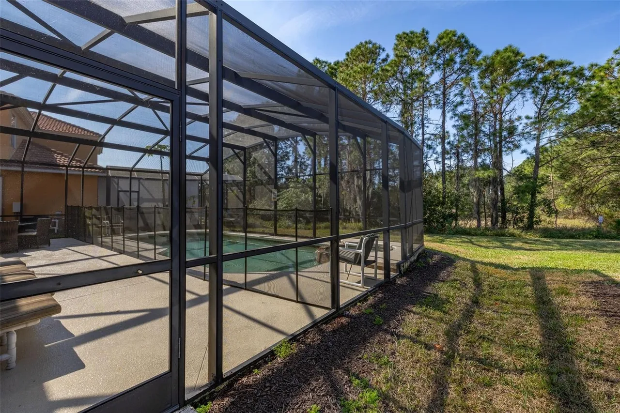 Slide show image of the Orlando Florida Home for Sale 15