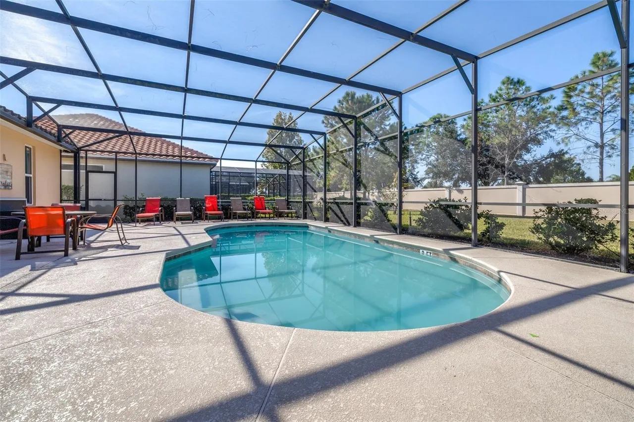 Slide show image of the Orlando Florida Home for Sale 44