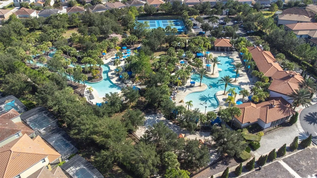 Slide show image of the Orlando Florida Home for Sale 63