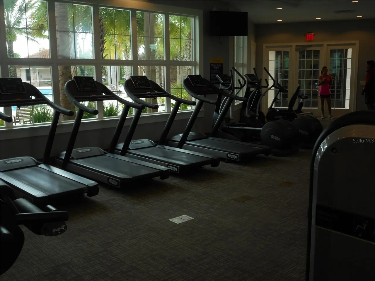 Slide show image of the Orlando Florida Home for Sale 56