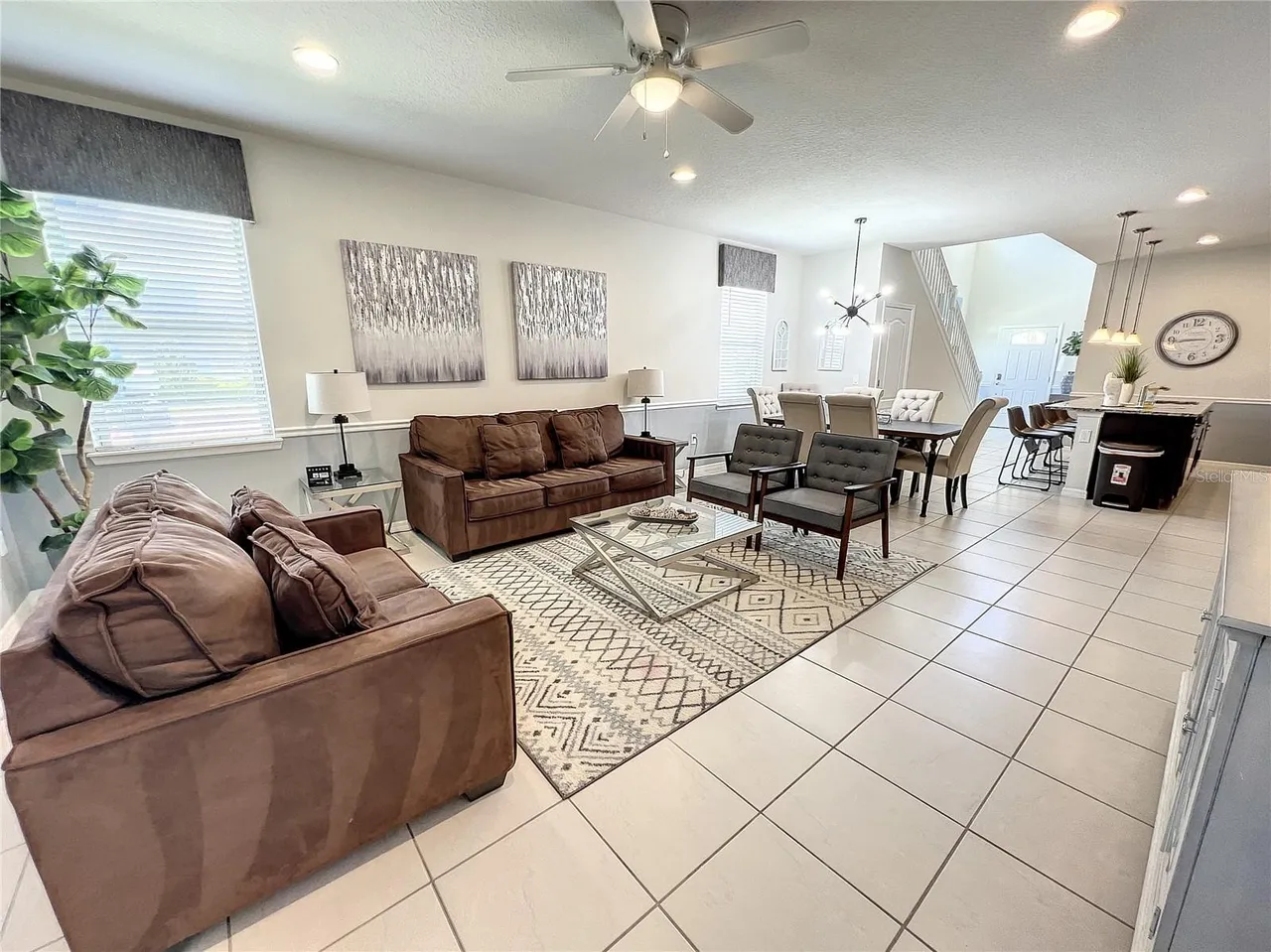 Slide show image of the Orlando Florida Home for Sale 06