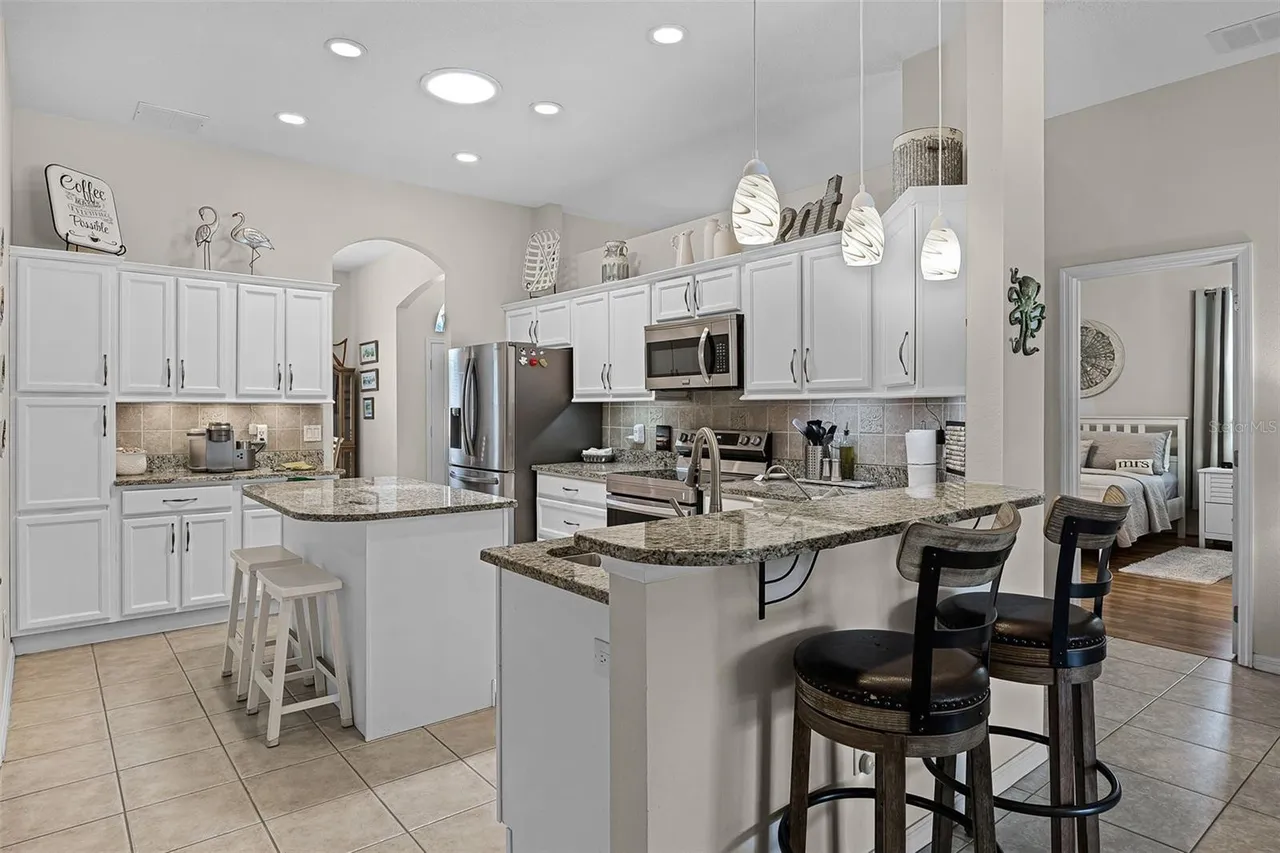 Slide show image of the Orlando Florida Home for Sale 14