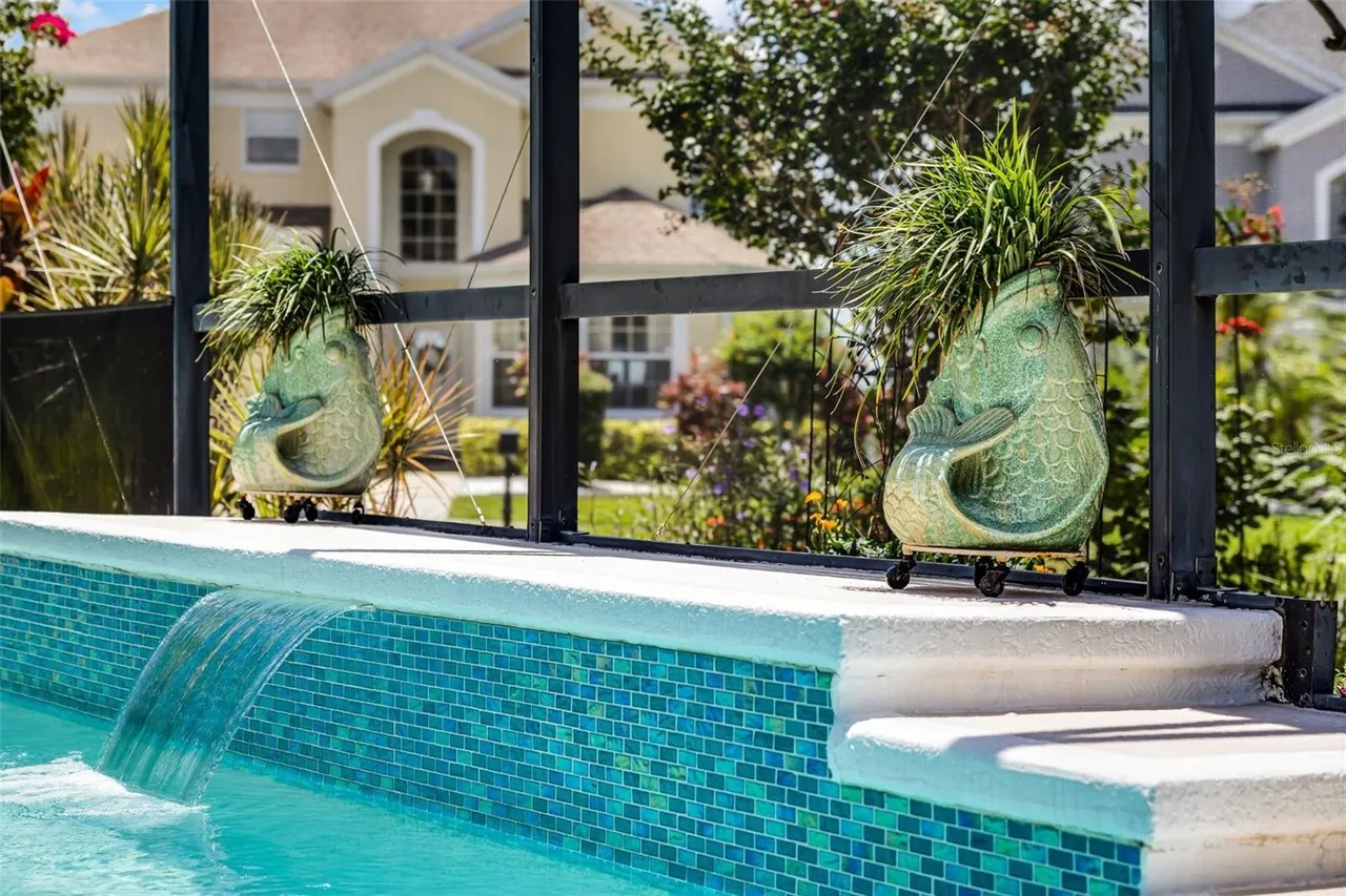 Slide show image of the Orlando Florida Home for Sale 44