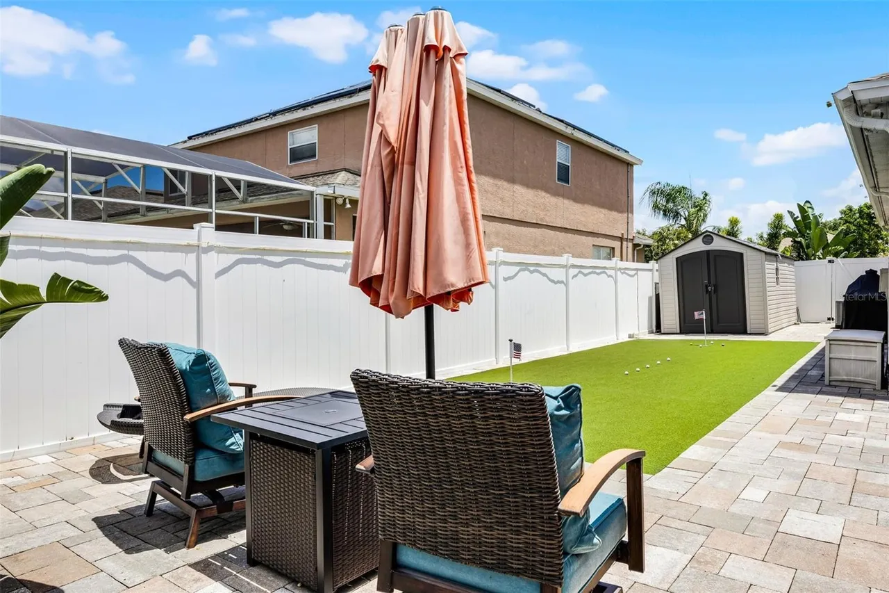 Slide show image of the Orlando Florida Home for Sale 51