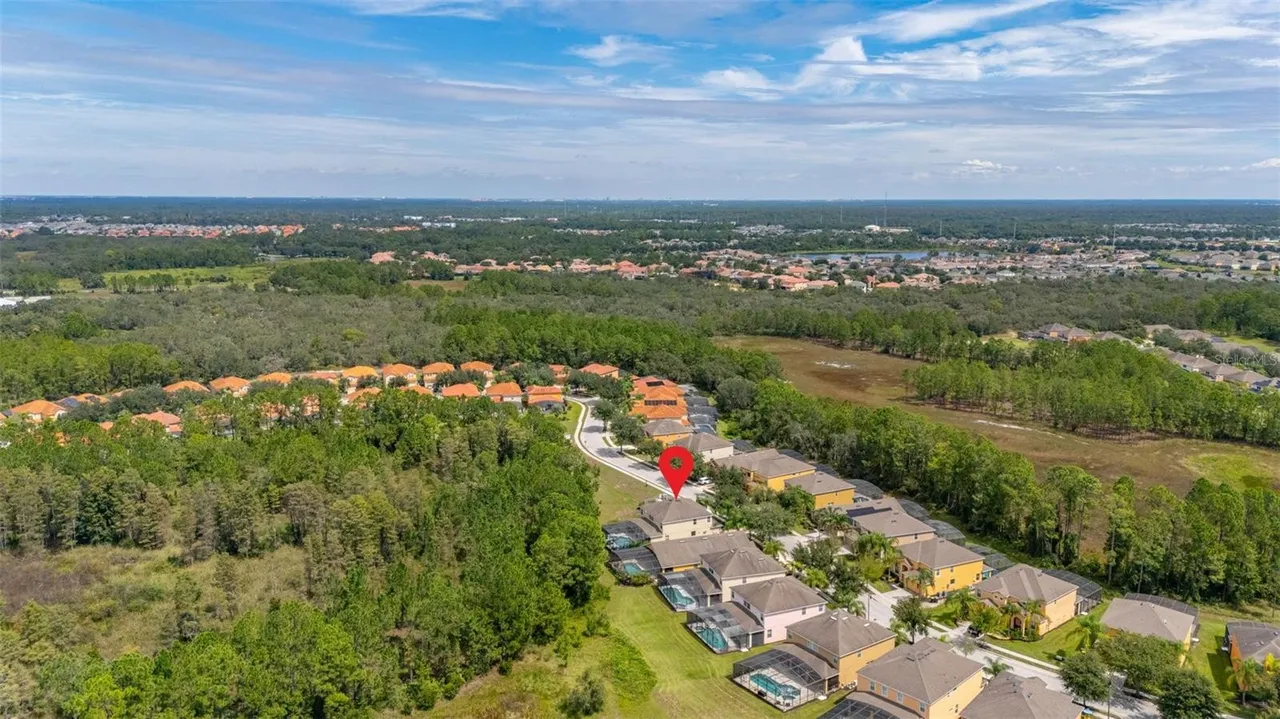 Slide show image of the Orlando Florida Home for Sale 60