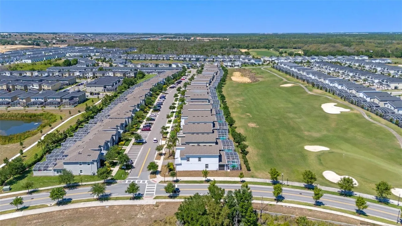 Slide show image of the Orlando Florida Home for Sale 50