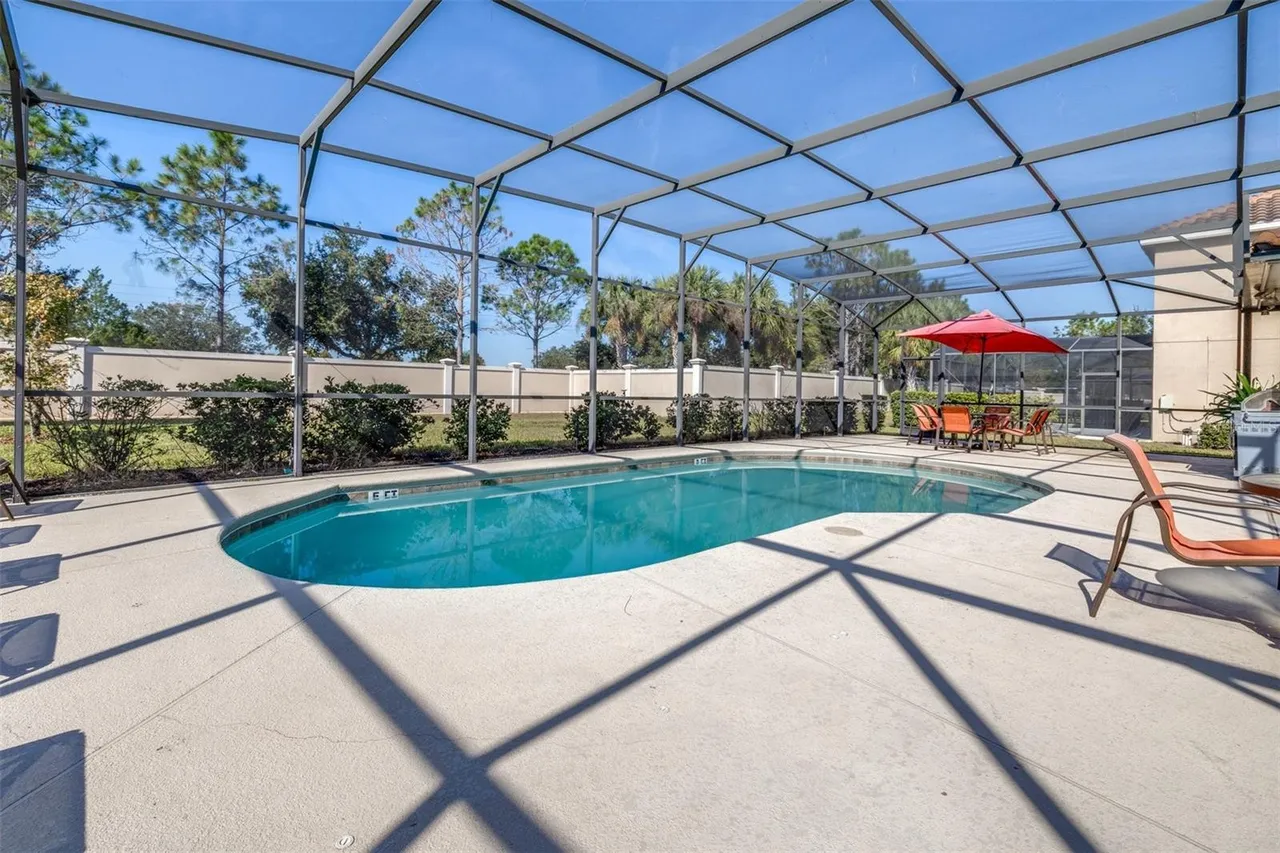 Slide show image of the Orlando Florida Home for Sale 46